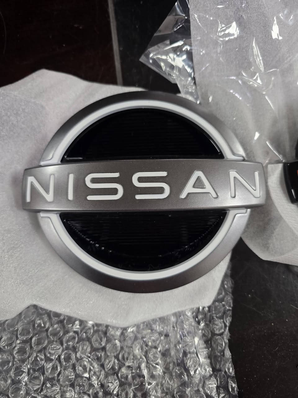 علامات نيسان فرونتير برو وعادي موديل 2022 2025. العنوان البصره الزبير صناعيه الجدبده ***********
