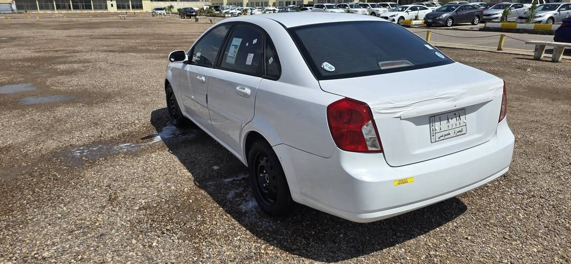 اوبترا موديل ٢٠١١ شرط كله بلادي
رقم بصره 
صدر شرط
شرط التحويل 
كفاله عامه
كير وتماتيك بلشرط 
محرك بلشرط
صدر امامي شاده جديد 
صدر خلفي شاده  جديد
داخل لونين 
حساسات خلفيه
تبريد ثلج ❄️
كهربائيات كلها شغاله 
سنتر لك 
سبير وجك كامل 
دوشمه جديده 
داخلها جديد 
السياره داخل وخارج 
فول نضافه 
السياره احلا بالحقيقه  من الصور 
مكاني البصره
(السعر  ٧٨) بيها مجال قليل*********** البصرة, العراق
