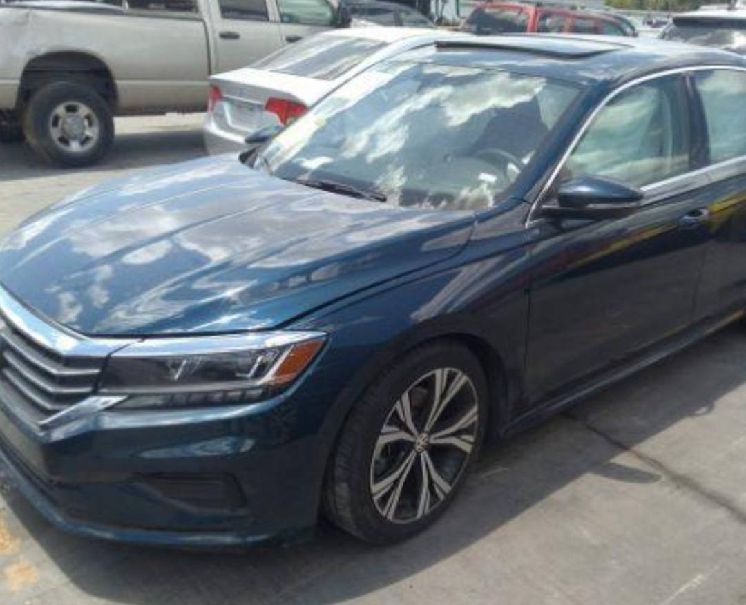 (للبيع او مراوس)
VW PASSAT SE  2021
مراوس وابيع
فولكس واكن باسات 2021
محرك 2000تيربو 
حدادية جيدة
مكينه جديدة مامفتوحه
مواصفات ...... 
دخول ذكي
توقف ذاتي
رادارات جانبية 
كامرة
شاشة كبيرة 
بصمة
فتحه سلايت 
تدفئة كشنات 
تبريد قطعتين
السعر 150$ 
***********
سياره معوقين
