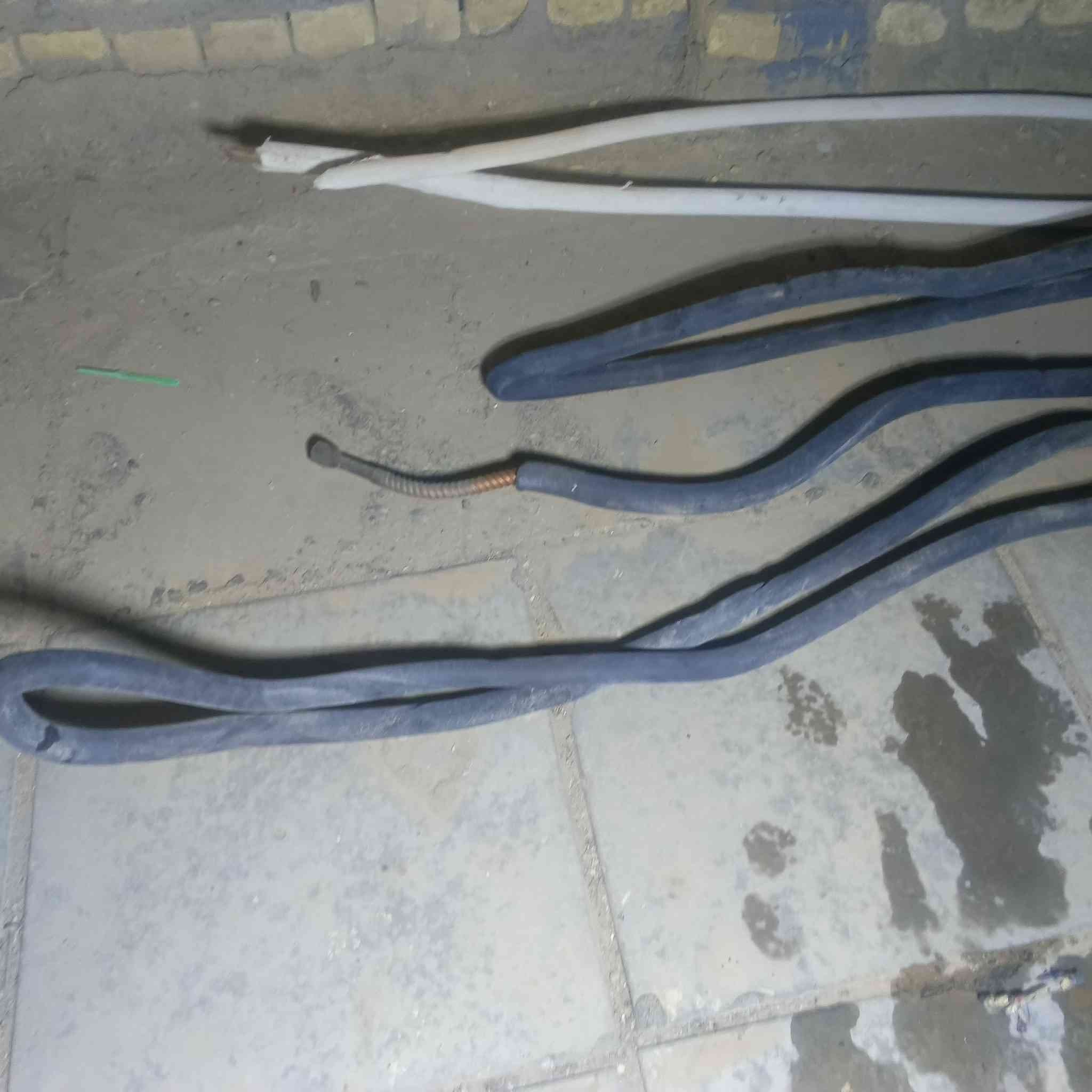 السلام عليكم بواري سبلت نحاس الاسود طول 4 متر والابيض 2 متر الشراي يجي خاص او يعلق ونه اجيه


**إذا كنت صاحب هذا الإعلان وتريد حذفه لأي سبب، رجاءا أرسل رسالة إلى الدعم الفني**