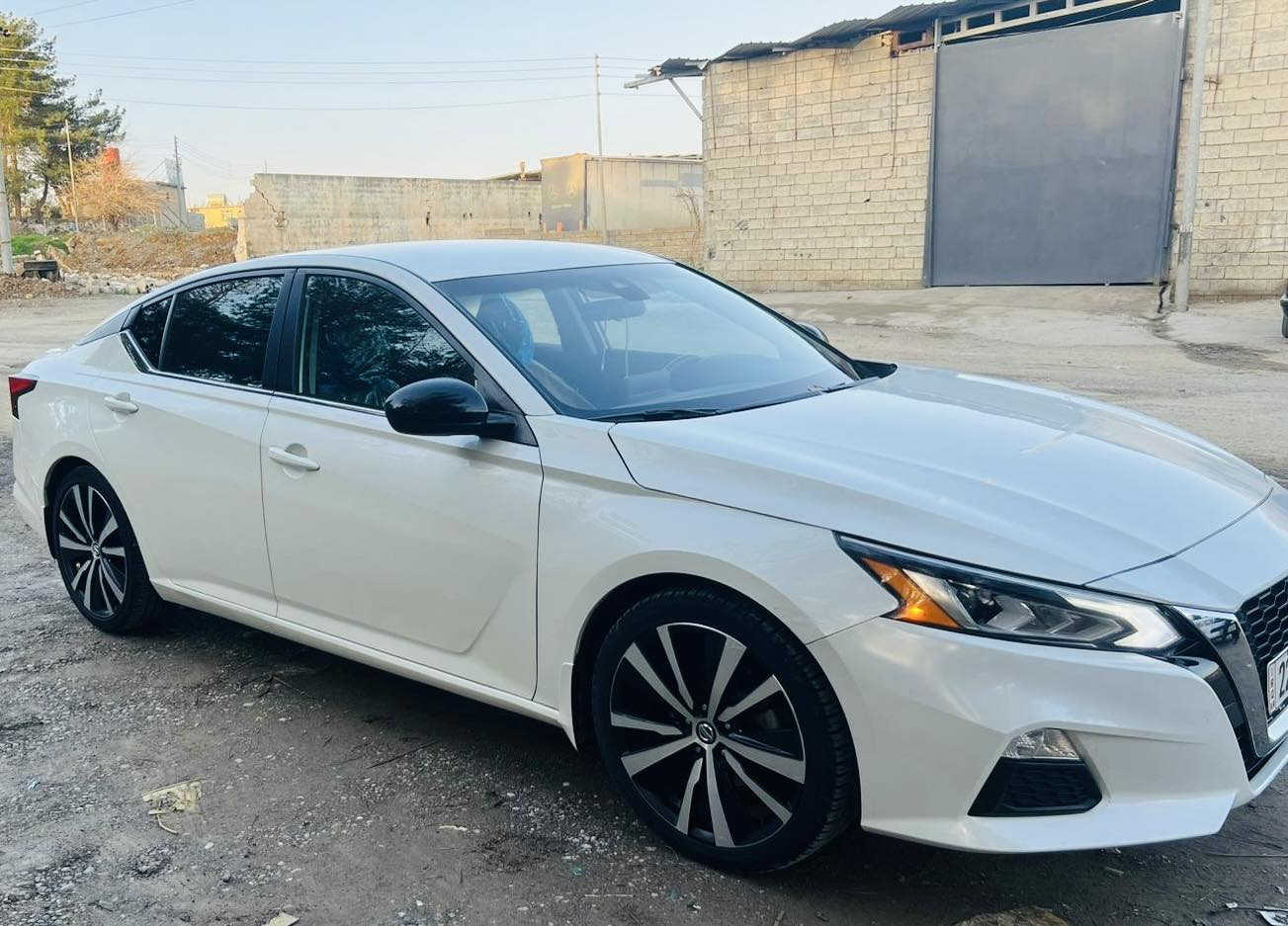 بۆفرۆشتن. 🤍للبیع 🤍🎌

التيما  مۆدیل 2020 مواسه فات SR 
سه ياره كه پىشو پشت كه پسه 

به ده نه ش به شه رت نيو بونيت بوياخ له گه ل كه ميك سارد له جه مه له خى پيشى لاى سه كن بى بارجه كرانه وه 

هه موو گيانى بيلاديه ئه رباگ سوكان و شان شه ريكه 

دانراوه ته وه 
ماوه ى رووشتن ٦٠ هه زار

گیر و مەکینە بەشەرت. 
سەیارەکە زۆر جوانە تازەیە 

رەقەم شانسی : 1N4BL4CV4LC125011

سعر /في التعليق يتم الرد فورا على المسنجر ✍🏻

نرخ/ لە کۆمێنت بنوسە یەکسەر وەڵام دەدەیتەوە 📮

ژمارەی خاوەن سەیارە : ***********☎️
واتساب

شوێن : قەڵا دزێ 🏠
