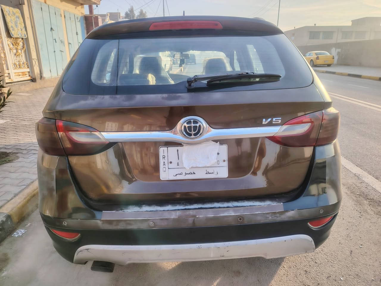 برلنس موديل ١٤ بأسمي مكفوله من الصبغ والضربه فقط بارد وجراد اتصل على ***********
