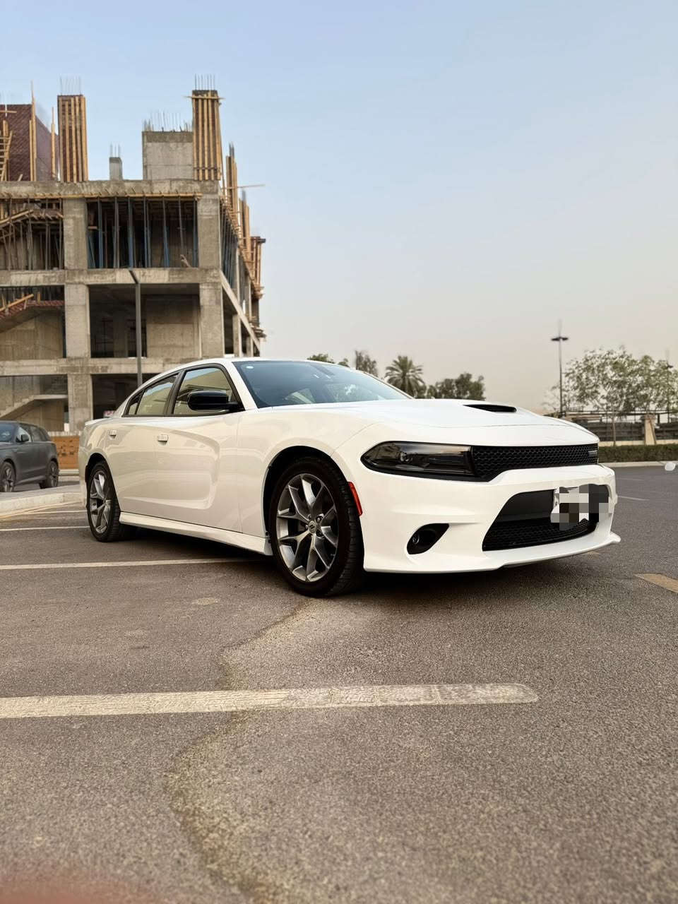 حبايب جارجر للبيع لاست كول اخر اصدار السياره بوضع امريكا مماشيه بالعراق ابداااا اخذتهه وصار عندي ضرف وصار سنه مضمومه ماشيه 26 الف فقط مشي امريكا بيهه دعاميه مبدله وبارد بالجاملغ الامامي الايمن للبيع فقط السعر 285 قفل رقم بغداد اني المستورد واني اللي رقمت السياره Gt للاستفسار ***********
