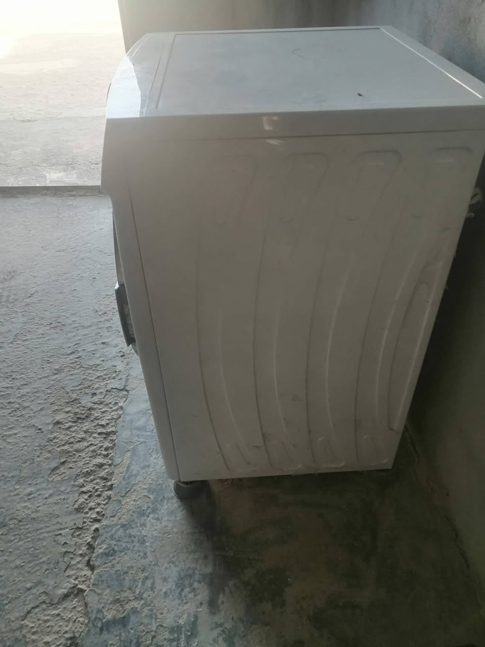 غسالة وضع شركة للبيع و نظيف شغل تقريبن  5 شهر عنوان مخيم كبرتو تابع دهوك رقم واتساب *********** محل بيوار شنكالي رقم واتساب *********** توصيل مجاني دهوك سنجار فقط سعر 275الف ومجال
