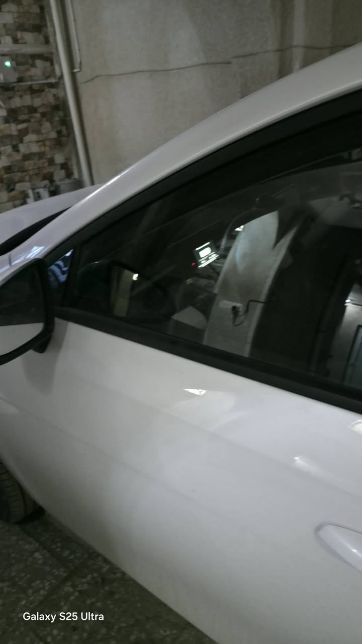 بي واي دي سيل فايف موديل ٢٥  ماشية ٣٧٠٠ بعدها زيرو للبيع ١٨ و٩٠٠ مرقمة بأسمي ثاني يوم احولك ***********سكني بغداد حي الخضراء
