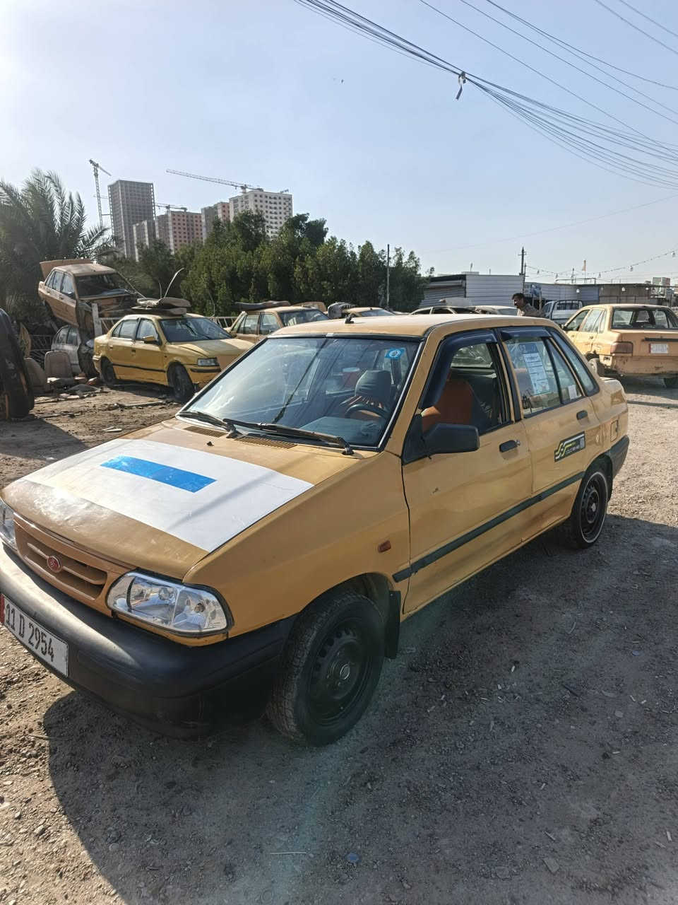 السلام عليكم سايبه موديل ١٠ جير مكينه مقفولات مقفوله من ضربه صبغ فقط مكانات سياره جاهزه على اخر حبايه 22 وبيها مجال بسيط عنوان بغداد الزعفرانيه قرب جامعه صدرين***********
