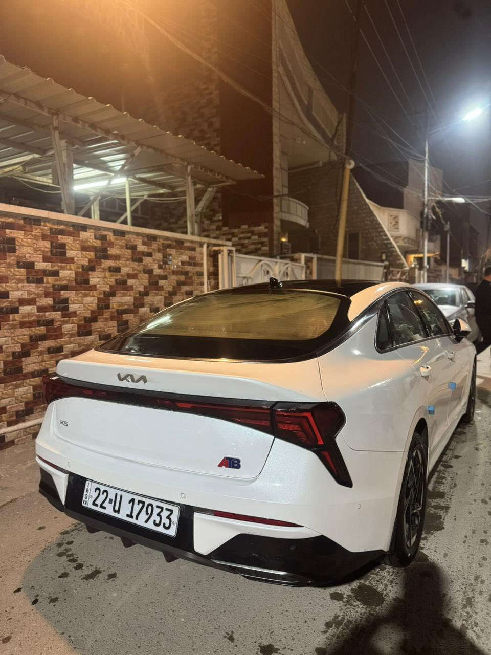 سلام عليكم من رخصة الادمن المحترم سياره كيا K5 2026 فئة VIP اعلى فئة مواصفات السياره• الكاميرا الخلفية كاميرا اماميه كاميرا محيطيه بالمري 360 درجه السياره ماشيه 6000 KM بعدها زيرو 
 • سقف بانورامي
 • التحكم على المنحدرات
 • تدفئة المقاعد تبريد المقاعد 
 • مستشعر وقوف
 • كاميرا 360
 • تبريد المقاعد
 • فتحة سقف
 • مسند الذراع
 • شاشة
 • مرايا جانبية كهربائية
 • مثبت السرعة
 • نظام المفتاح الذكي
 • مراقبة النقطة العمياء
 • 2
 • التحكم التلقائي في درجة الحرارة
 • 6 وسادة هوائية
 • المصابيح الأمامية ليد
 • عرض المعلومات على الزجاج الأمامي
 • أبل كار بلاي
 • التشغيل عن بعد
 • أندرويد أوتو
 • ABS
 • كشافات ضباب
 • وضع القيادة
 • تعليق تلقائي
 • فرامل الوقوف الإلكتروني
 • التحكم الإلكتروني في الثبات
 • نظام مانع السرقة
 • تبريد خلفي
 • مرايا جانبية مدفأة
 • قفل الأمان للأطفال
 • حساسات ضغط الإطارات
•كرسي السائق خزن ميموري 
•وضعيات قياده اربع وضعيات SPort وECOوNormalو My drive                                      •صندوق كهرباء فتح وغلق تلقائي.                           السياره كلين تايتل مكفوله كفاله عامه           سعر السياره ومراوس بجيب خليجي sللاستفسار الاتصال على الرقم ***********

