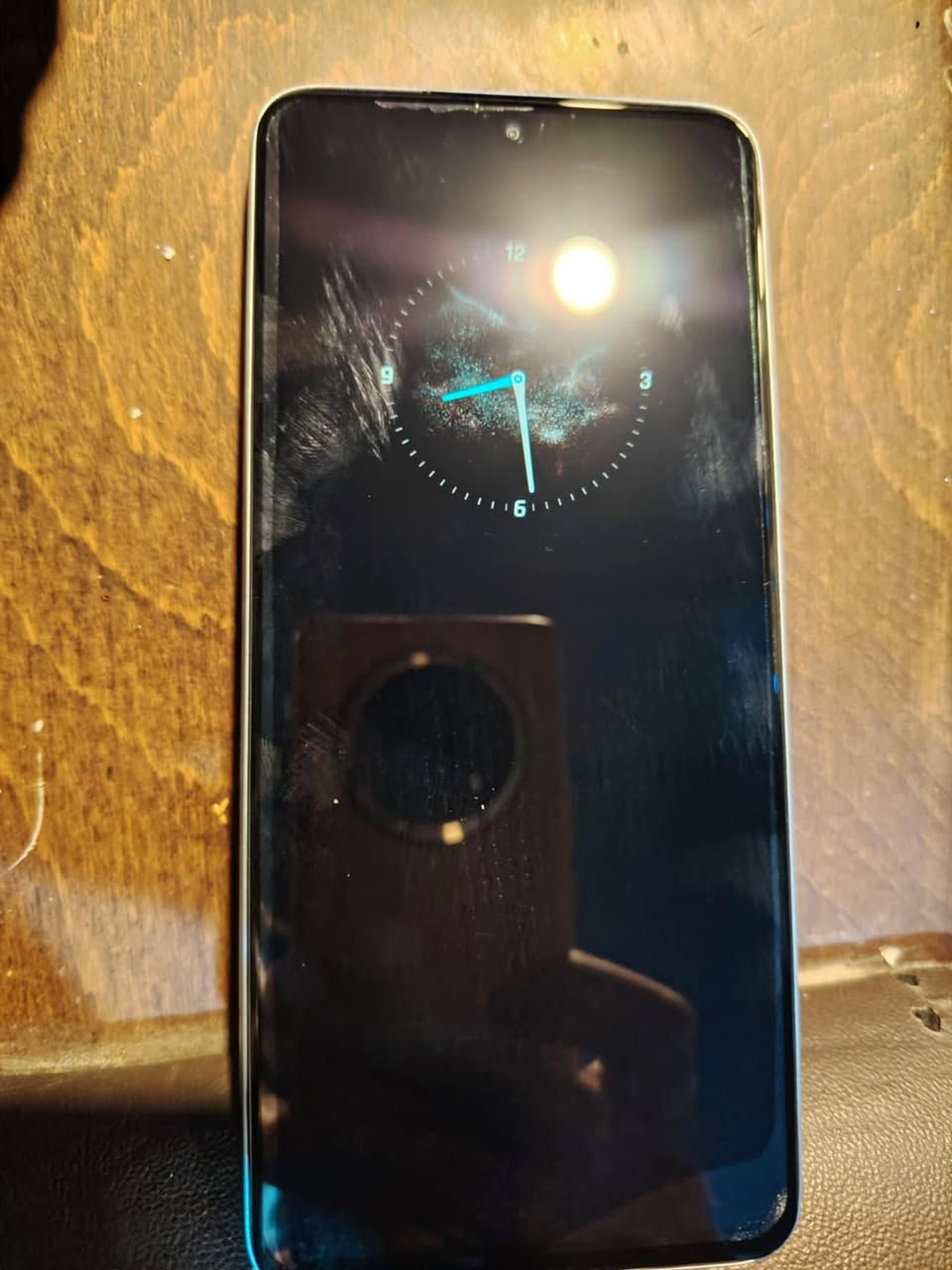 السلام عليكم 
مراوس فقط.
للتواصل واتساب *********** 

هونر اكس ٩ سي الجهاز نضيف كفاله عامه

بس بي فطر بسيط بلكامرا ومامئثر ع تصوير طبيعي

للمراوس فقط
