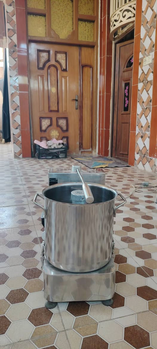مثرامه الحجم الكبير للبيع شغالة علئ الفحص للبيع السعر٢٥٠ اوبيهة مجال للاستفسارالاتصال ***********
