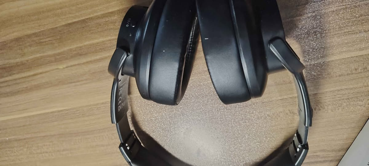 سماعات  ماركه Picun B8 جديده بالكارتون شخط مابيها   مميزاته انها تناسيك شي اسمه شاحن   تشحنه مره وحده يكفيك 120 ساعه اي شهر كامل اذا تستخدمه كل يوم 4 ساعات يطول وياك شهر   و بيها ازرار جانبيه لتغير الاغنيه او رفع او خفض الصوت او اطفاء الاغنيه  مكاني اربيل وسعره 30 الف

​سەماعەی Picun B8 بۆ فرۆشتن، تازە بە کارتۆنەوە، یەک شەختەی پێوە نییە.
​تایبەتمەندییە هەرە بەهێزەکەی ئەوەیە کە مەوزوعی شەحنت بیر دەچێتەوە! بە یەک شەحن ١٢٨ سەعات کار دەکات. ئەگەر ڕۆژانە ٤ سەعات بەکاری بهێنیت، مانگێکی  بەشت دەکات.
​دوگمەی لایەنی هەیە بۆ گۆڕینی گۆرانی و بەرز و نزمکردنی دەنگ و ڕاگرتنی. نرخى 30 هه.زار 
شؤين هه.ولير أربيل, العراق


**إذا كنت صاحب هذا الإعلان وتريد حذفه لأي سبب، رجاءا أرسل رسالة إلى الدعم الفني**