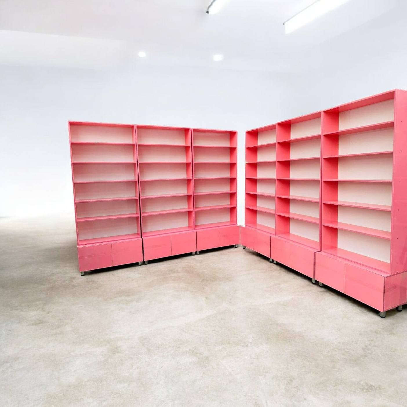 (شركة الملاك الديكورات العامة)
العمل مضمون 100 /100

لحجز السريع و تثبيت الطلب *********** 
***********
🟢نعمل حسب قياساتكم الخاصة🟢

_فاترينات_
100*250 عمق 20 بدون لوكو سعر قطعة ب.70
100*250 عمق 20 مع لوكو سعر قطعة ب85
100*250 عمق 20 مع لوكو و ابواب 95 …………..
 
يوجد توصيل لكافة محافظات العراق 
………………………
—المواد المستخدمة -

‏MDFتركي  وليس ميلامين 

رجل 10 cm تركي تتعلى وتتنصى سل ستيل 
……………………………
   
هـ/ ***********واتساب
***********
