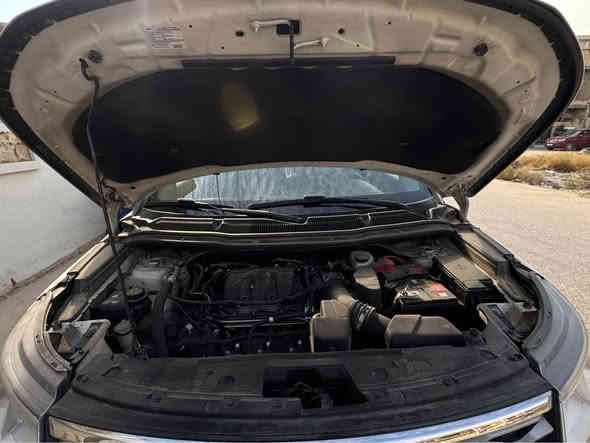 للبيع فورد إكسبلورر 2019 XLT – وارد أمريكا
 💥🚗

 • حادث أمريكا خفيف ربع الجاملغ
 • باب السايق معدل
 • داخليتها مرتبة ونظيفة
مواصفات:

 • محرك 3.5 V6 / أوتو 6 سرعات
 • 7 ركاب (3 صفوف)
 • شاشة SYNC + كاميرا رجوع
 • حساسات + كروز كنترو
           صندوق كهربائي 
           
         صور امريكا مرفقة بالمنشور 
         هزة جديدة السيارة جاهزة للاخير   
        السعر 220

          العنوان بغداد الدورة *********** بغداد
