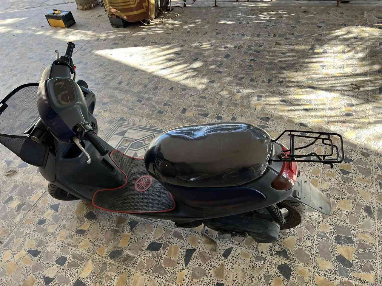 سلام عليكم دراجه 60 ام السله دراجه كامله مكينه مفتوحه تجفيت السعر 300 مكاني تنومه ***********
