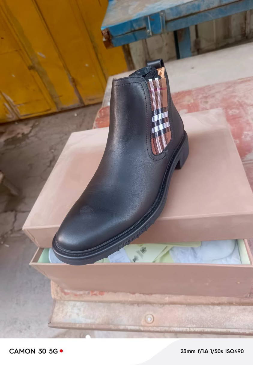 السلام عليكم عندي شلعه ماركات فقط صيفي بدي ماركات فول ماستر ايطالي وتركي سليبر احذيه جاكيت قمصله تراك بجامه بدي هوايه موديلات قويه مامصور الي يشلعهن كلهن سهله يتفضل خاص وبخدمته عنوان بغداد مال محل معزل كله ماركات مو شعبي ولا تجاري


**إذا كنت صاحب هذا الإعلان وتريد حذفه لأي سبب، رجاءا أرسل رسالة إلى الدعم الفني**