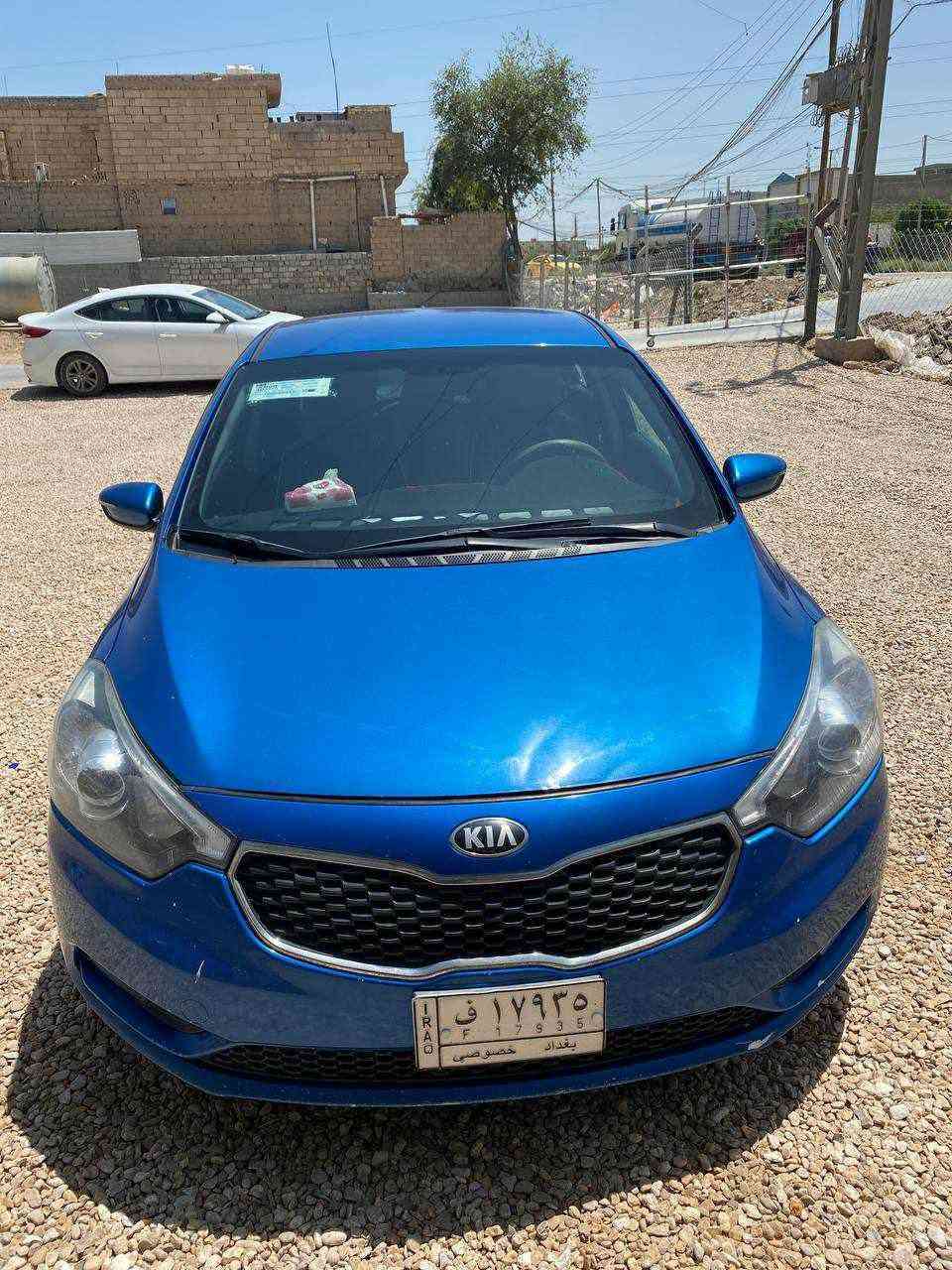 السلام عليكم ...كيا فورتي موديل 2015 وارد امريكي حادث بس جاملغ امامي فقط بدون داخل محرك 2000دوش رقم بغداد تحويل مباشر 
السعر 92 وبيها مجال 
مكاني كربلاء 
***********
