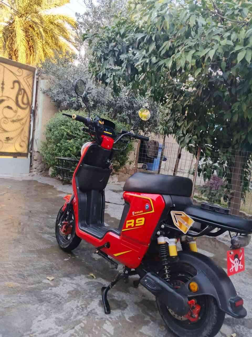 السلام عليكم
للبيع دراجة شحن السعر ٦٠٠الف وبيه مجال صار شهر من مشتريه /واتساب ***********
