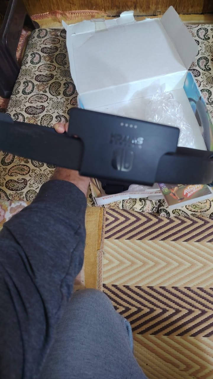 السلام عليكم  جهاز نيتندو يحتوي على لعبه السعر 90
الرقم للتواصل في واتساب ***********
