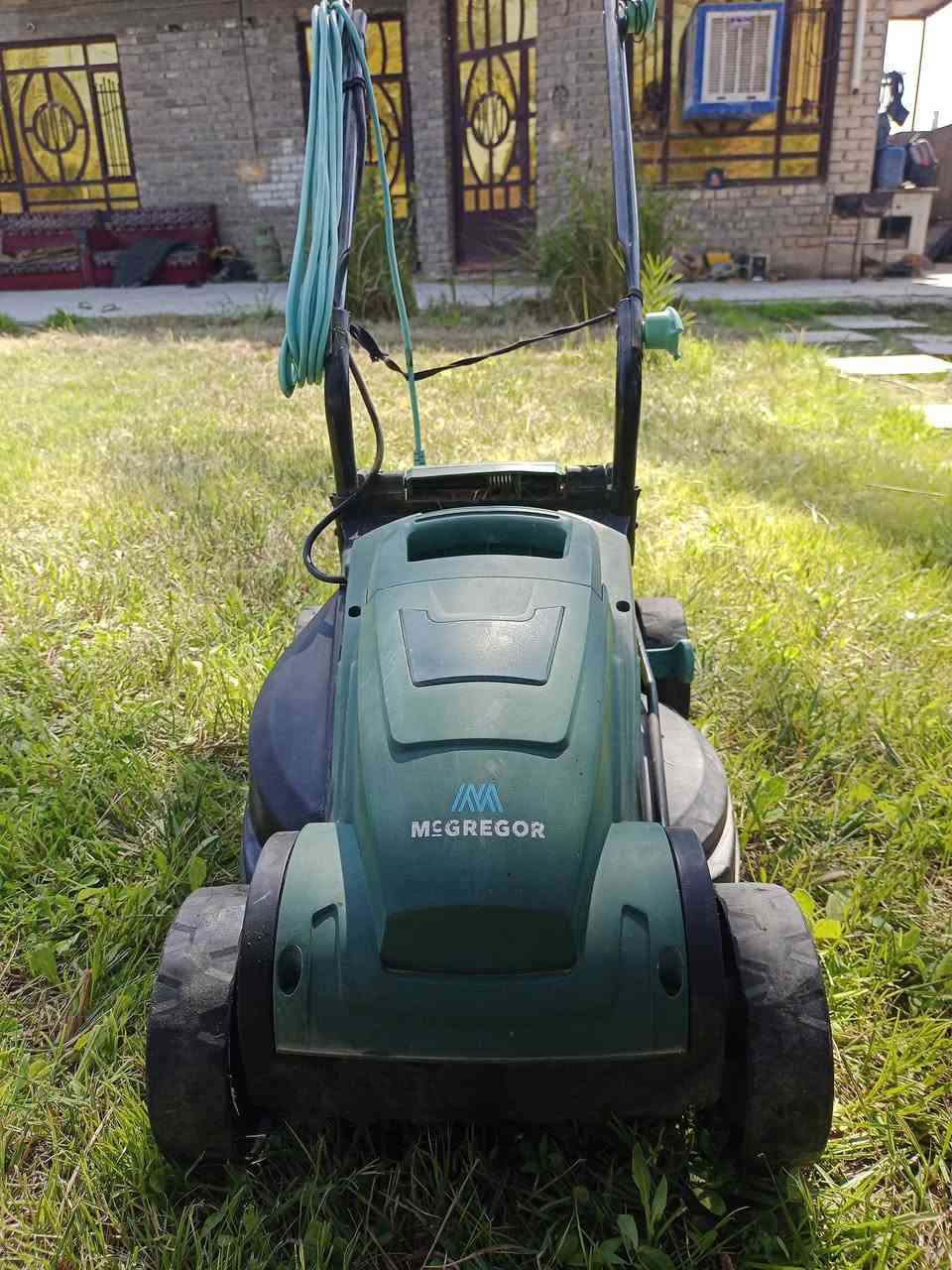 السلام عليكم ورحمه الله وبركاته مكينه محشاشه كهرابائيه نظافتها قدامكم بالصوره العنوان 
 الانتصار مقابيل مستشفى حماد شهاب 
هاتف *********** واساب
