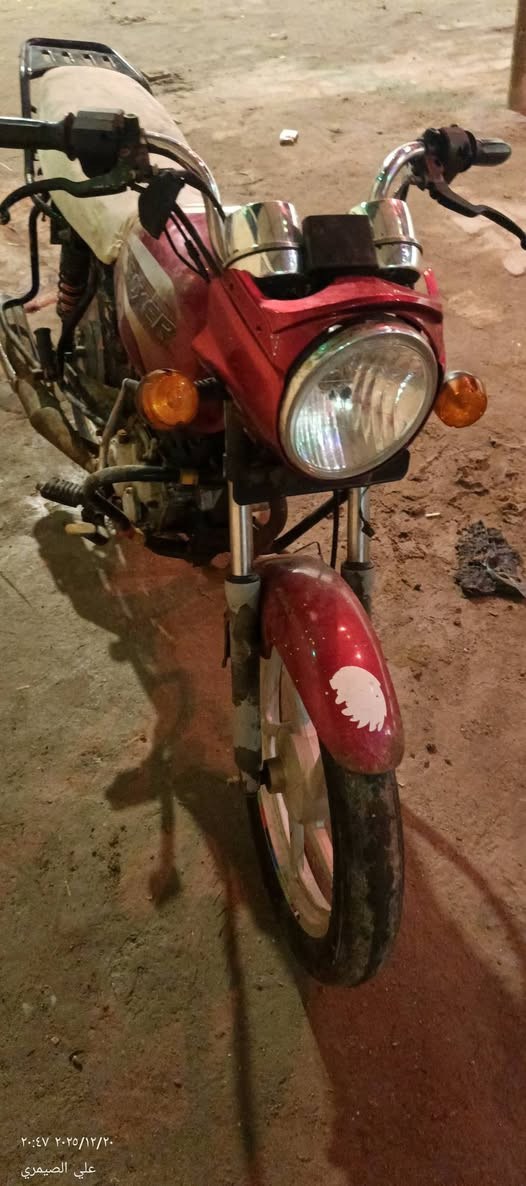 بوكسر مديل 19 اوراق كاملة بيهة ترتيبات والمحرك بي صوت لبيع سعر 650 او مراوس شعدك تواصل *********** البصرة, العراق
