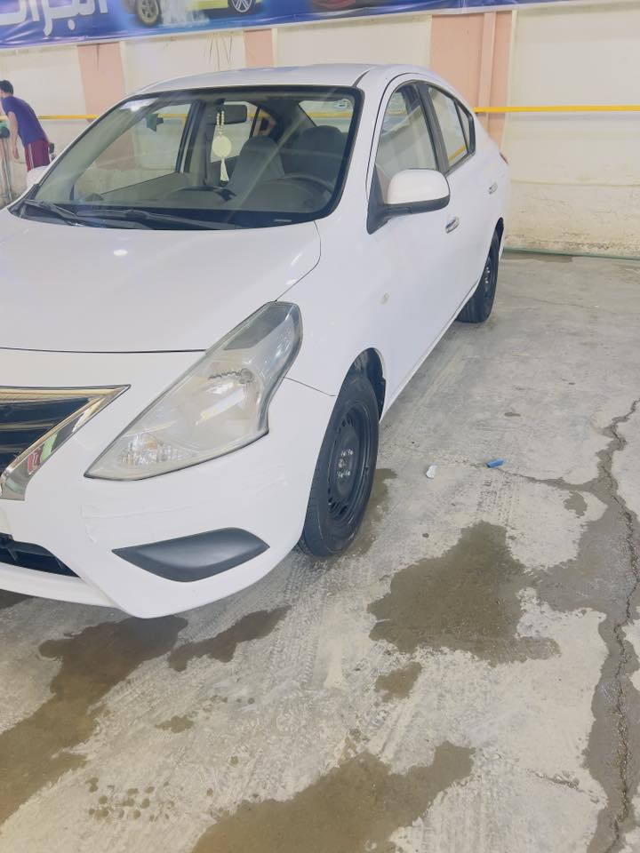 نيسان سنّي هندي  موديل ٢٠٢١
رقم اربيل
تخم تاير جديد
سيارة جديدة بدون اي نقص ع وضع الشركة
بيها بارد بسيط بالجاملغ الامامي ع كد ٤اصابع بقية السيارة كفالة عامة وبيها سونار جديد ماخذة 
السعر ٩٥$  وبيها مجال بسيط
العنوان /  ديوانيه
***********
