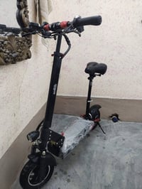سكوتر شحن • بطارية ليثيوم • جديد