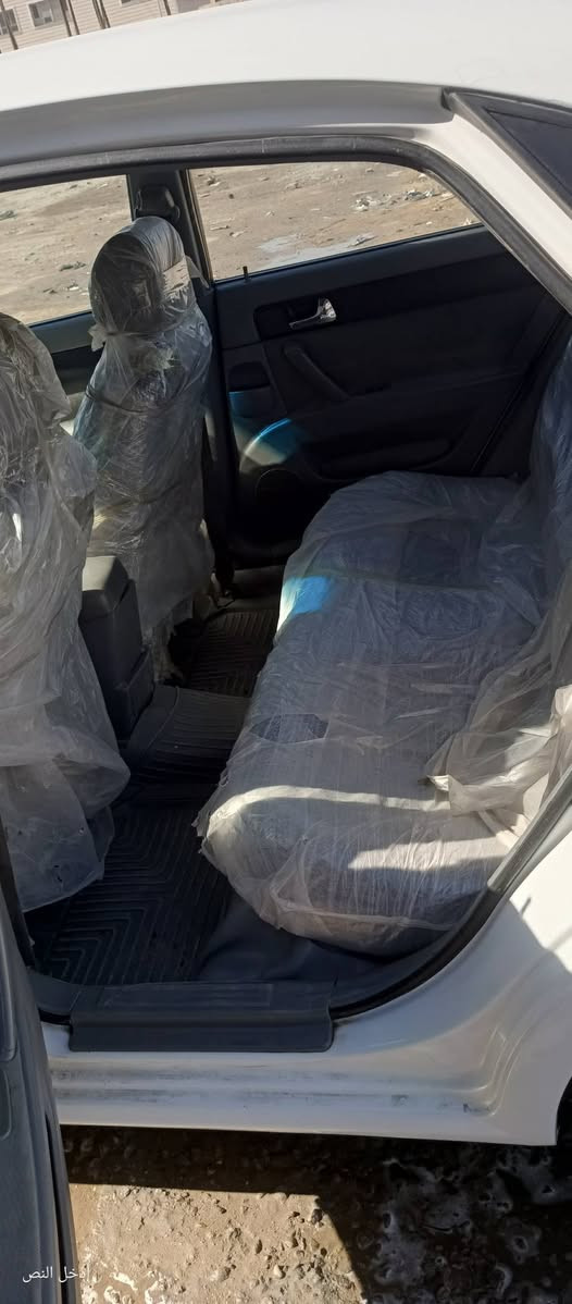 سلام عليكم اوبتره لبيع 2011 السعر 70وبيه مجال ***********
