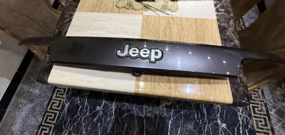 اغراض تفصيخ  جيب تفصيخ للبيع
مسطره صندوق جيب 
بك لايتات جيب
ضفيره حساس اصلي جيب
علامه صندوق جيب اسود
مرايات جيب  بلاك توب
للتواصل***********
