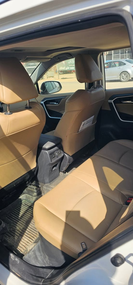 راف فور هايبرد موديل ٢٣ السعر ٢٤٥ وبيها مجال عنوان بعقوبه ***********
