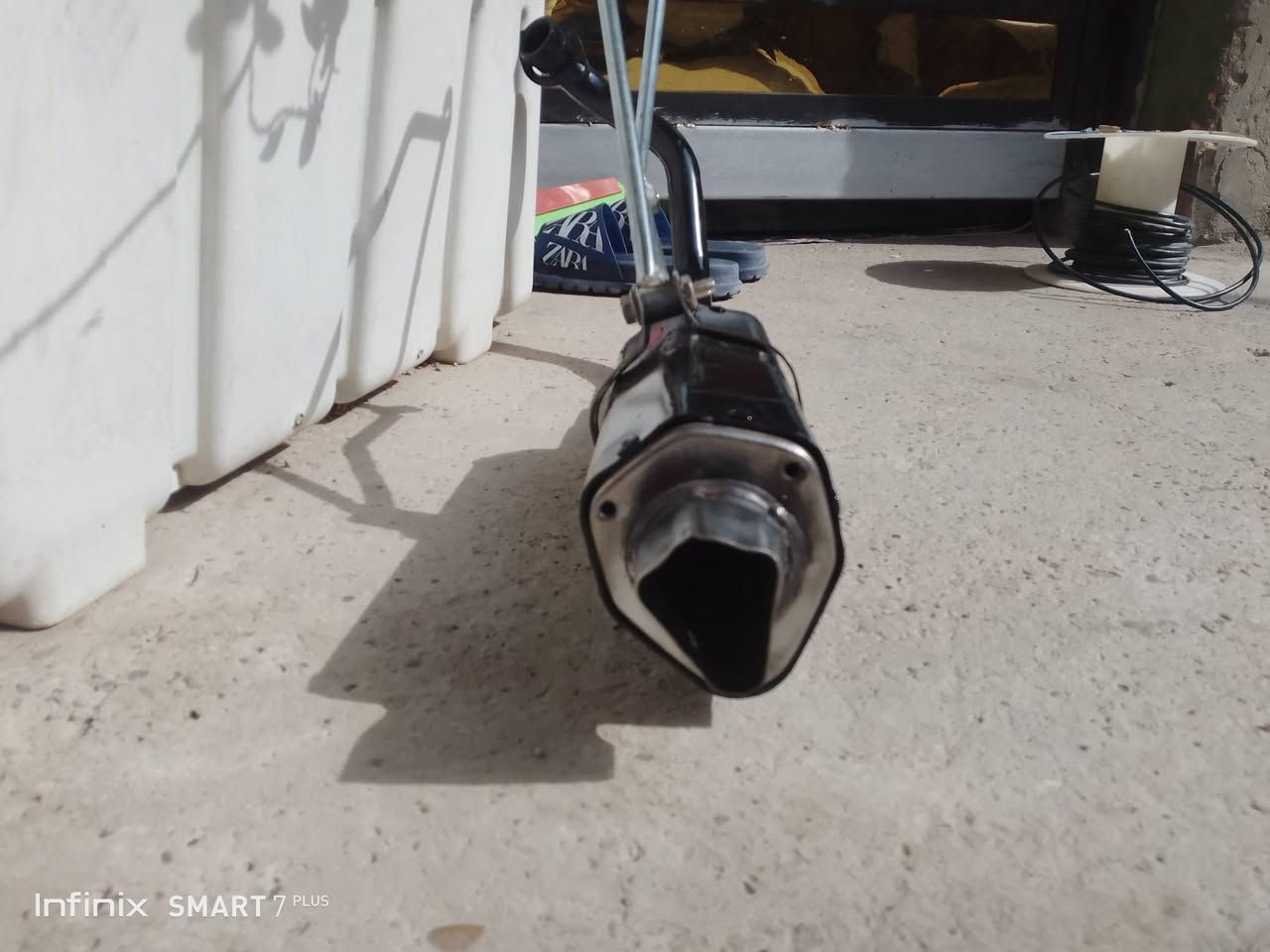 السلام عليكم صالنصه لبيع رياضي السعر 20 وبيه مجال مكاني بغداد حسينيه الراشديه مصقط رقم *********** مستعجل على بيعته
