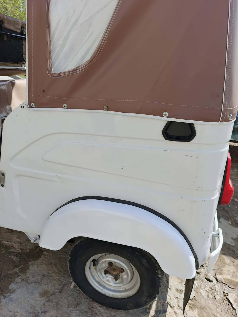 تكتك 21 البيع مكاني بعقوبه التحرير االسعر 7400 وبيه مجال ملاحضه اني مكلف بالنشر رقم صاحبه الاتصال ‏‪***********‬‏
