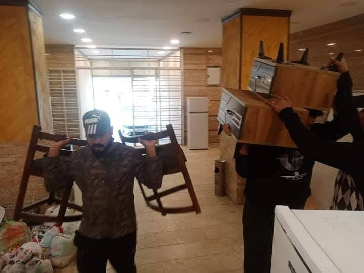 شركة قمة الثقة  (نقل عام تحميل وتفريغ الحاويات) ونقل منازل نقل مكاتب نقل مطاعم والدوائر وغيرها وشد وفتح جميع الغرف والمكاتب كوادر متخصصة ترتيب الاثاث //////#لنقل الاثاث ..يعني كادر...كلشي ننقل ونزل مو لا بيت كامل🏘💯
كادر عمل مختص جداً محترف في مجال نقل الاثاث🛋🛏 وترتيبه
(تريد اتشيل وحاير شلون حلك يمنه)
وفتح وشد غرف النوم بأنواعها
لسنا الوحيدون في مجال النقل وترتيب والشد ولكن نحن الافضل.✔

#كل هذا🛠
باسعار تنافسية بلاش البلاش فقط اتصل ونجيك لحد البيت🛠🚛

وللأستفسار الاتصال (***********)
***********
