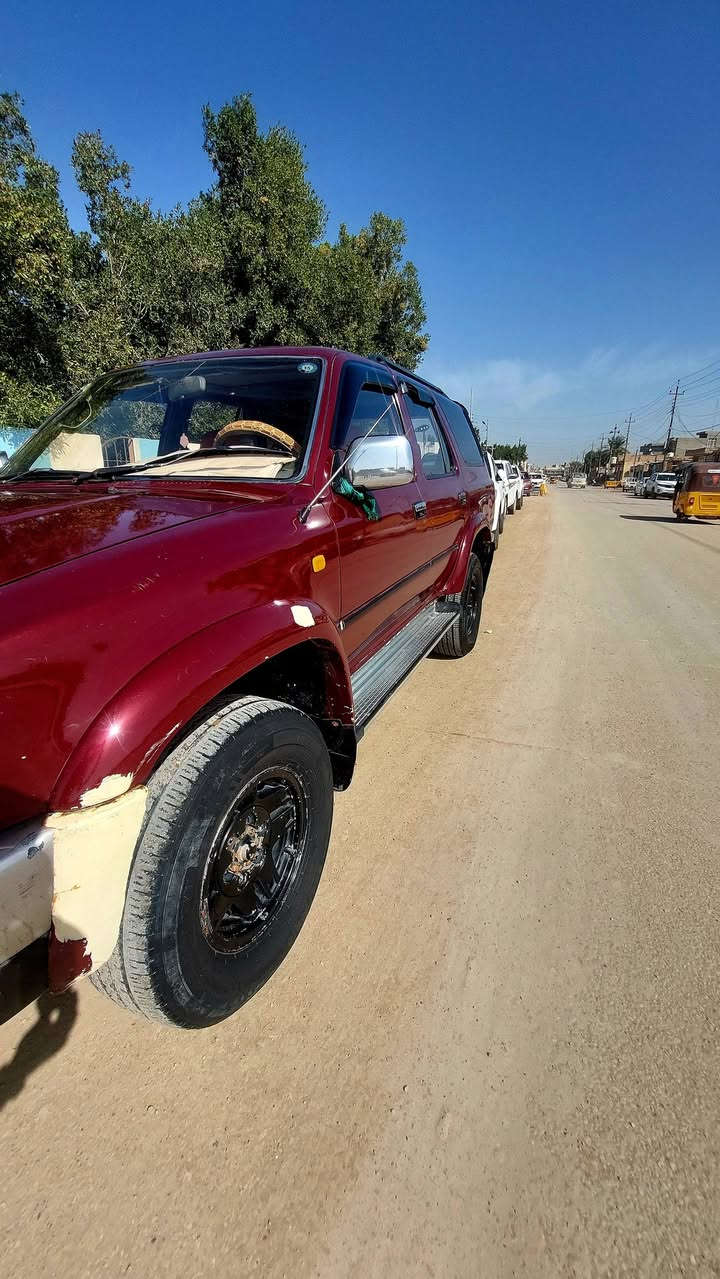 تيوتا سورف 92 رقم بغداد مشروع وطني
سنويتها لل2028 

مصبوغه عام جماليه بدون حادث و الفديو مالها قبل الصبغ موجود

مكينه ففتي 3000 المرغوب مكفوله و الكير مكفول

و الشواصي مكفوله( فقط المعجون القليل بالدعاميه بعدني ما صابغه)

 السعر 60

ذي قار/ النصر ***********
