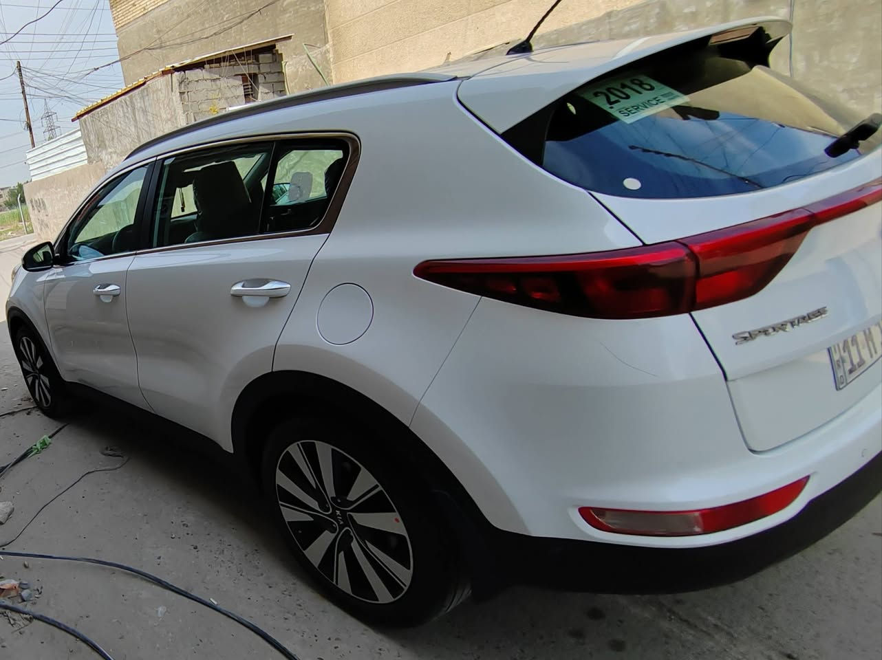 كيا سبورتج خليجي موديل ٢٠١٨ ابيض صدفي ماشيه ١٠٩ حقيقي كفاله من الصبغ عده بارد ب ٣ اماكن كلش بسيطات ومسويهن يم المندلاوي مستحيل تلاحضهن للعلم السياره بيه خصره بالشاصي الايمن ايضا ممبينه لاكن العليه اكلك بكل تفاصيله السياره اجتي محرك ٢٠٠٠ دوش تحكمات شاشه اندرويد استيراد خاص جايبه ب ٢٠٠ دولار شاشه تسجيل بلاديه للحوادث زراك لايت يدات كروم سستم لايت زنون بالاضافه للمواصفات المعروفه بالسبورتج السعر جدا مناسب ١٦٩ ورقه وبيه مجال بسيط رقم بغداد باسمي تحويل ثاني يوم رقم الهاتف *********** وبي واتس اب
