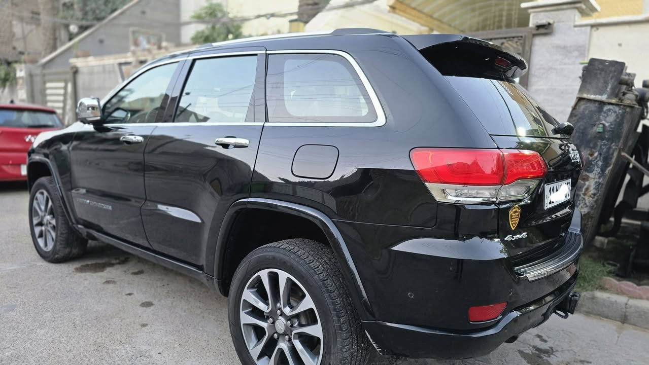 السلام وعليكم جيب اوفر لاند رقم بغداد مديل 2018فول مواصفات 1\1ماشيه 80ميل بدون ايرباك
مواصفات اوفر لاند معروفة 
السونر موجود بل منشور شوفة وخابرني 
السعر 240وببها مجال بسيط 
رقم الهاتف ***********
