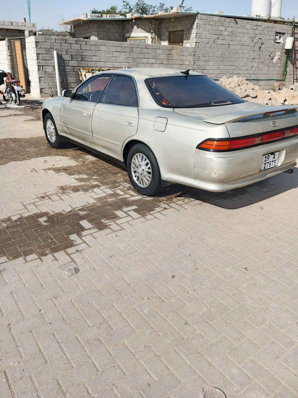 سلام عليكم مارك نفق مظيل 93رقم بصره جديد سياره حلوا وجديده من تبريد من حداديه طقم تاير مكفوله من لكصه ونقل جذة تبريد شغال مكينته جديده سياره بيه جراد بنين وقماره  راعيه موجود بل بصرة رايد سياره 75 وبيه مجال وذا مراوس براس ثور عادي نتراهم انه مكلف بنشر وهاذ رقم راعي سياره 👈🏻***********
