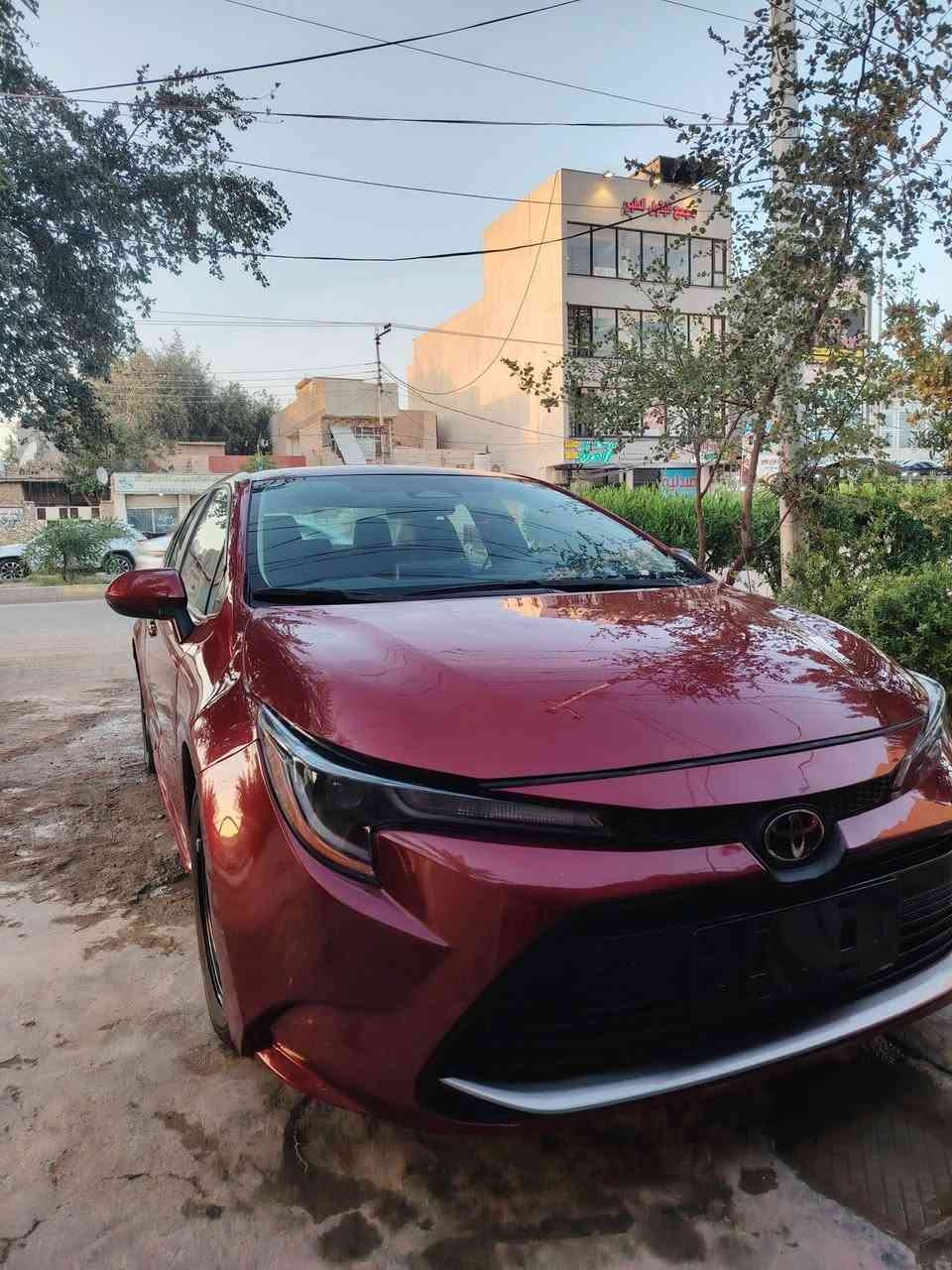 كورلا 2024 وارد امريكي للبيع او مراوس
مواصفات LE 
اللون ماروني مميز
حجم المحرك 2000
شاشة كبيرة لمس
 كامرة 
سايد بريك بصمة
رادار تعديل مسار 
 رادار اوتو بريك
 تحكم ستيرن
 اوتو هولد
 نظام ECO
ماشية 30
حادثه ثلاث قطع جاملغ خلف السائق والبنيد جاملغ امامي
ديالى بعقوبة ***********
