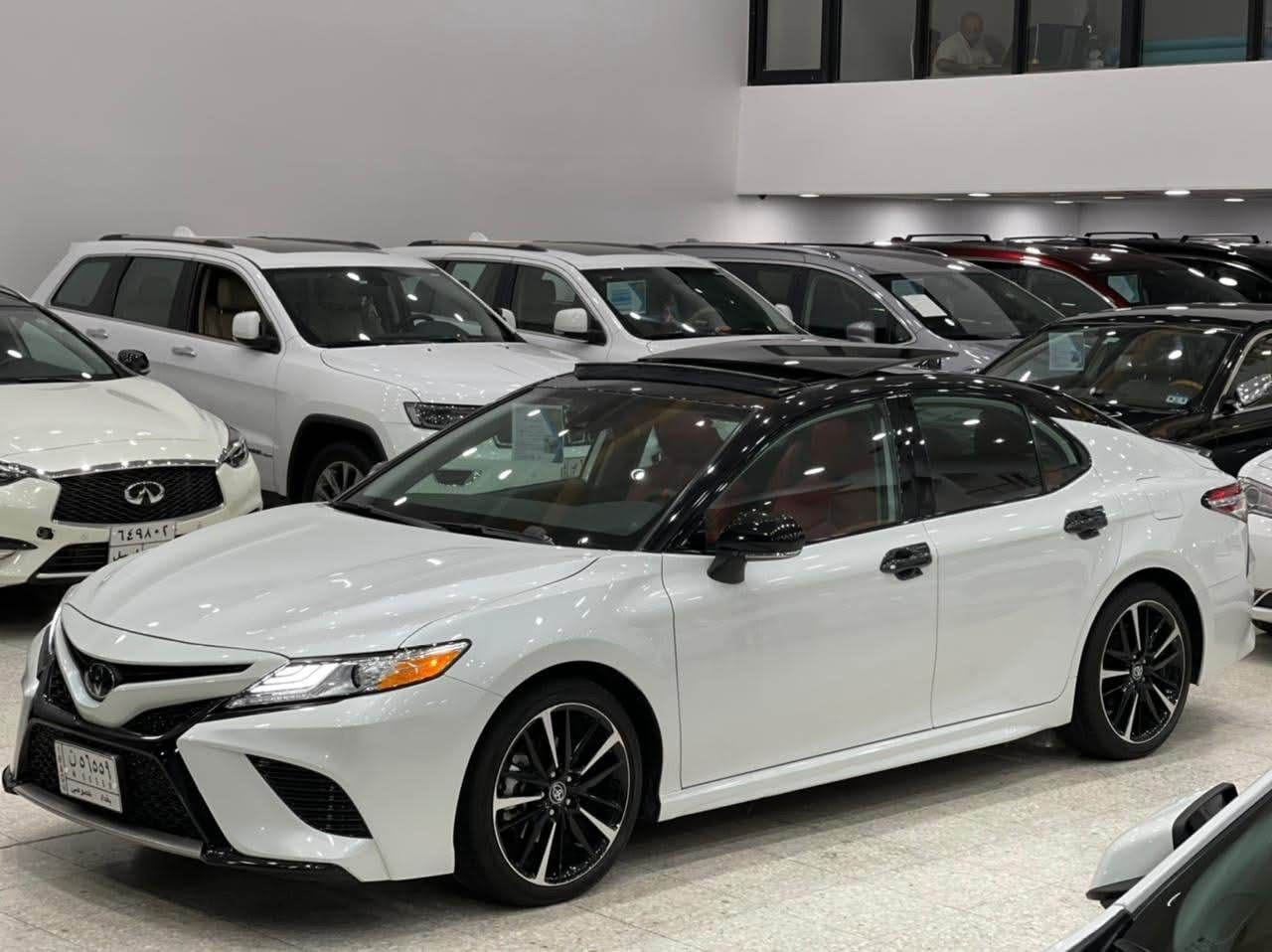 كامري للبيع 2020xse اعله فأه حادث امريكا جاملغ خلفي او بل عراق امامي بيه ناقط حالوب بل جنطه او البنيد مكان البلديات السعر 185شده وخمسه وثمانين الاتصال *********** رقم دولي
