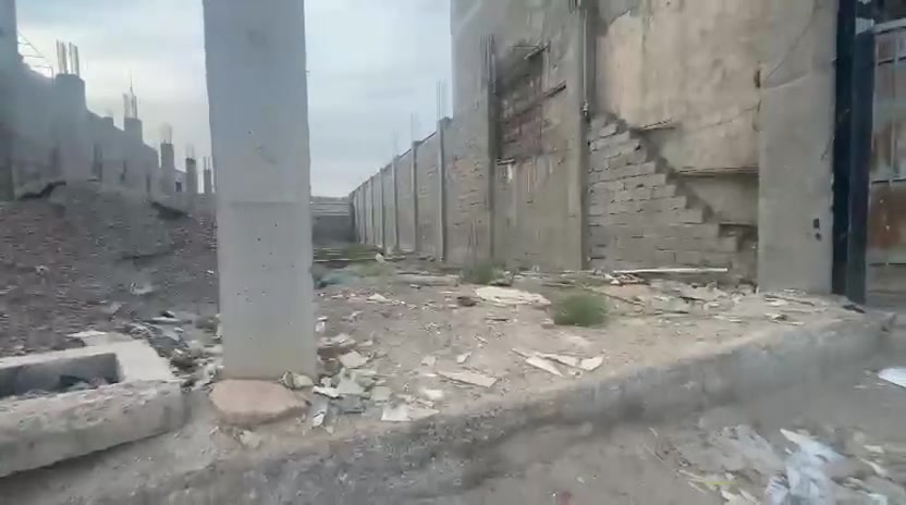 سلام عليكم قطعه هيكل بيه رباط ودنك مساحه 650 متر  سنتر عل شارع الحولي سايد رايح كربلاء تجاريه السعر مليار ونص وقبل لاتفاوض الستفسار مراسلت الصفحه ونتصال ***********
