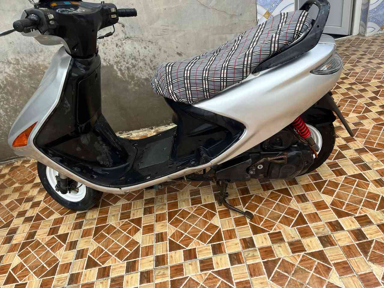 سلام عليكم فراشه للبيع ما عايزها كلشي مكينه مفتوحه كابريتر جديده كرهبايات جدد كلجات دراجه شك الكاع
***********‬‏
