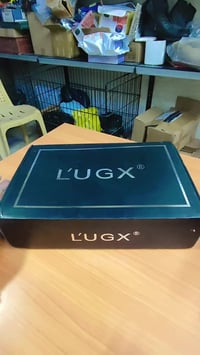 مستحضرات تجميل • مكياج