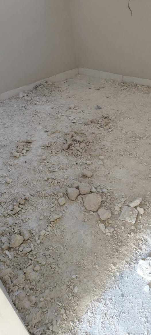 السلام عليكم 
يوجد كادر تنضيف بيوت وحفر مجاري وتعديل ارضيه وكلشي شعندك خابر نجيك
***********
