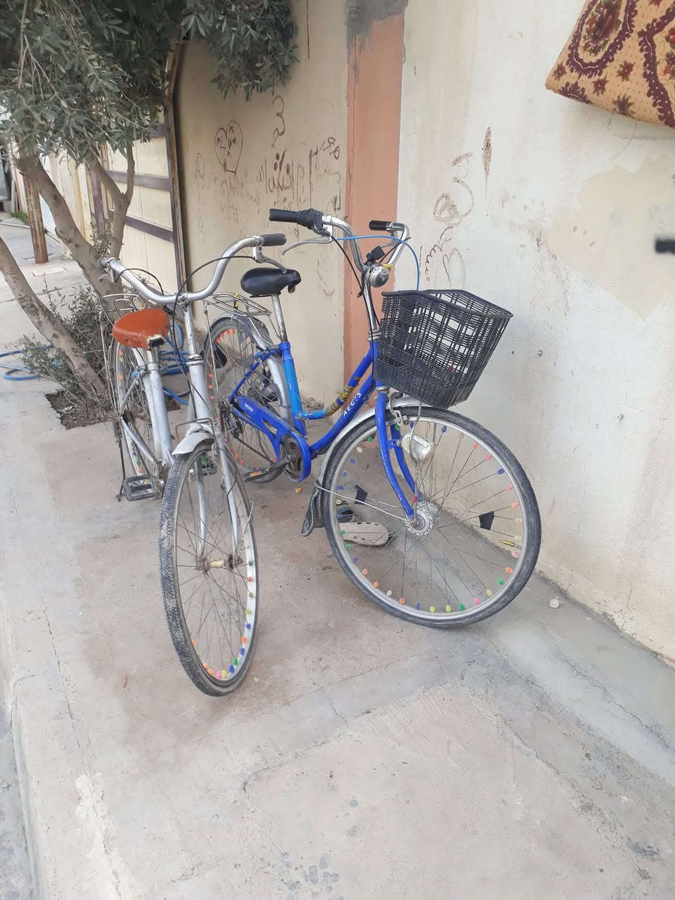 للبيع قيم واخذ نضيفات خابرني وتدلل ***********
