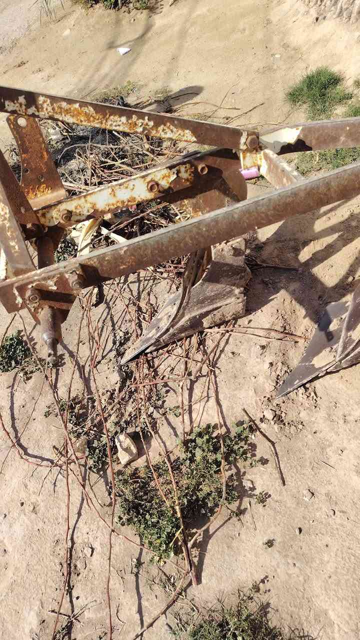 سلام عليكم ورحمة الله وبركاته يوجد للبيع معدات مال كابوته *********** المكان ديالى ***********
