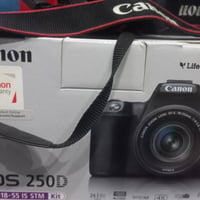 كامرة كانون D250 • نيكون ٧٢٠٠ • توصيل