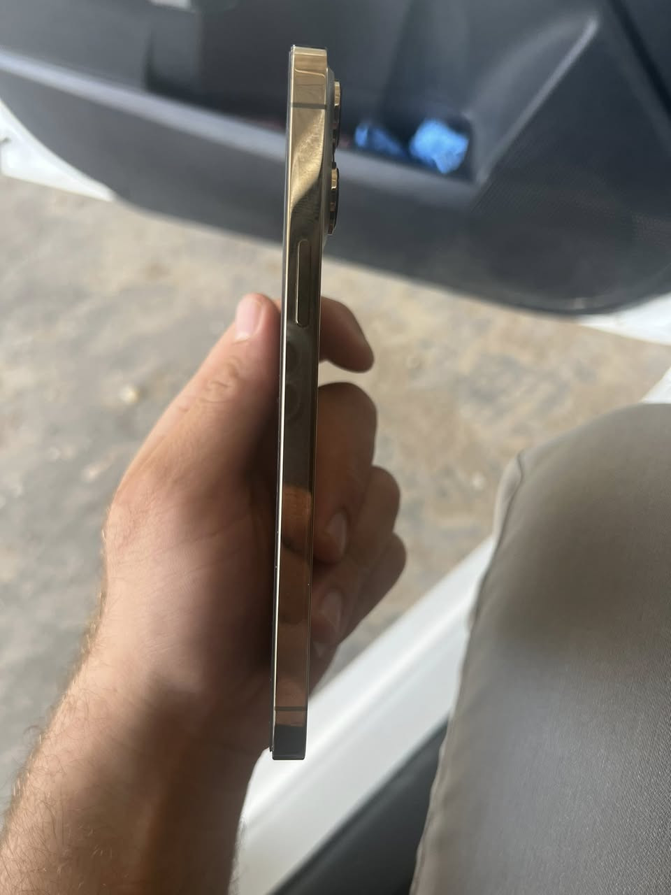 أيفون ١٣بروماكس  ذاكره 256يطايه 89سعر 950الف ***********
