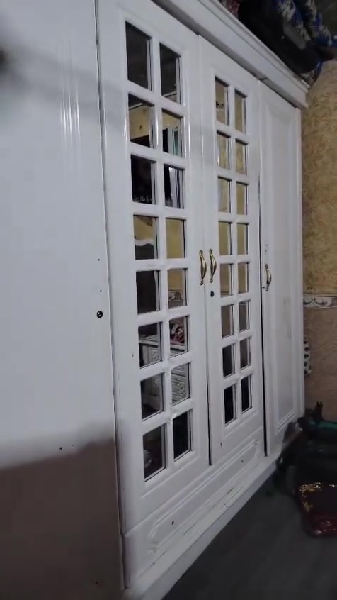غرفه شغل نجاره موديل تركي كنتور وجربايه نظام مخزن وميوزه ثنين سعر ٧٠٠ بيها مجال ..
سرير طفل طابقين للبيع ٩٠ بيهن مجال ..
***********
