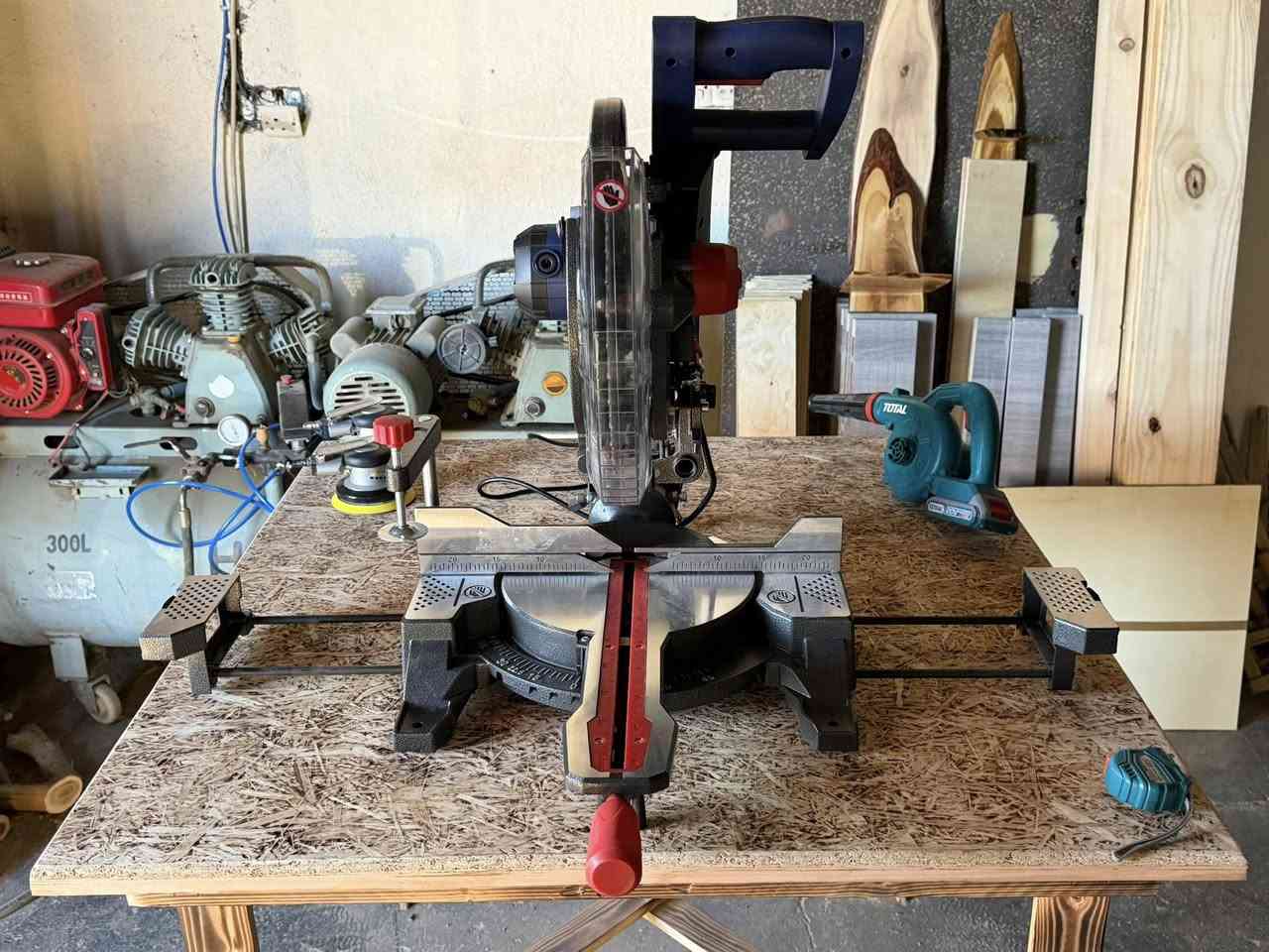 سلام عليكم 
للبيع كتر نجاري سلايد 12 انج جديد كارتون سعرة 360 الف متوفر توصيل


**إذا كنت صاحب هذا الإعلان وتريد حذفه لأي سبب، رجاءا أرسل رسالة إلى الدعم الفني**