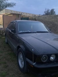 ‏بي 535 الموديل 91 ‏ محرك صقر 2002 محرك 28 سيارة ولا طخة ولا شي سيارة ...