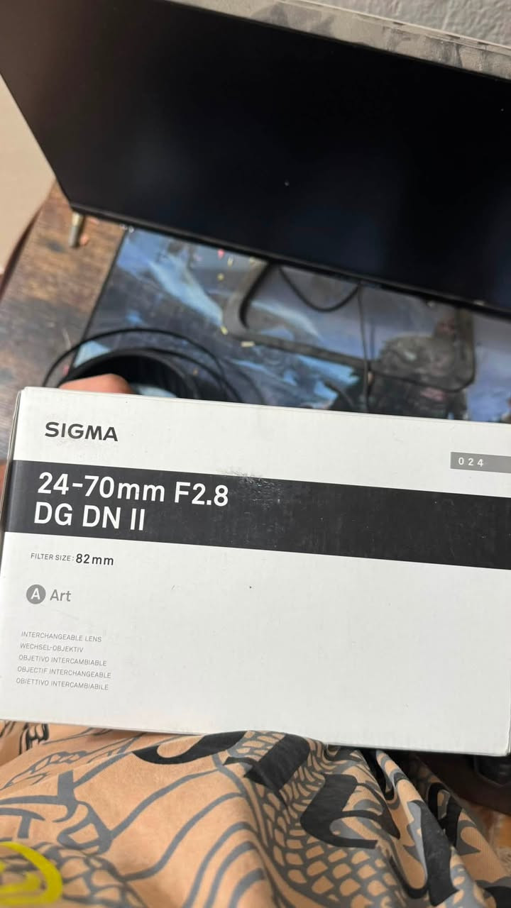 معدات كامله للبيع
sony.a7iii
عدسه 85 ثابت فتحه 1.2 سيگما 
عدسه 24/70 فتحه 2.8 سيگما مفتوحه من الكارتون فقط 
اضائه كودكس Ad600 b
مايك LARKm2 بالباكيت ممستعمل 
مكاني العماره ماعندي توصيل الي يجيني فلوس الكراوي على حسابي ورقمي *********** مامتواجد على الفيس فقط على الرقم
