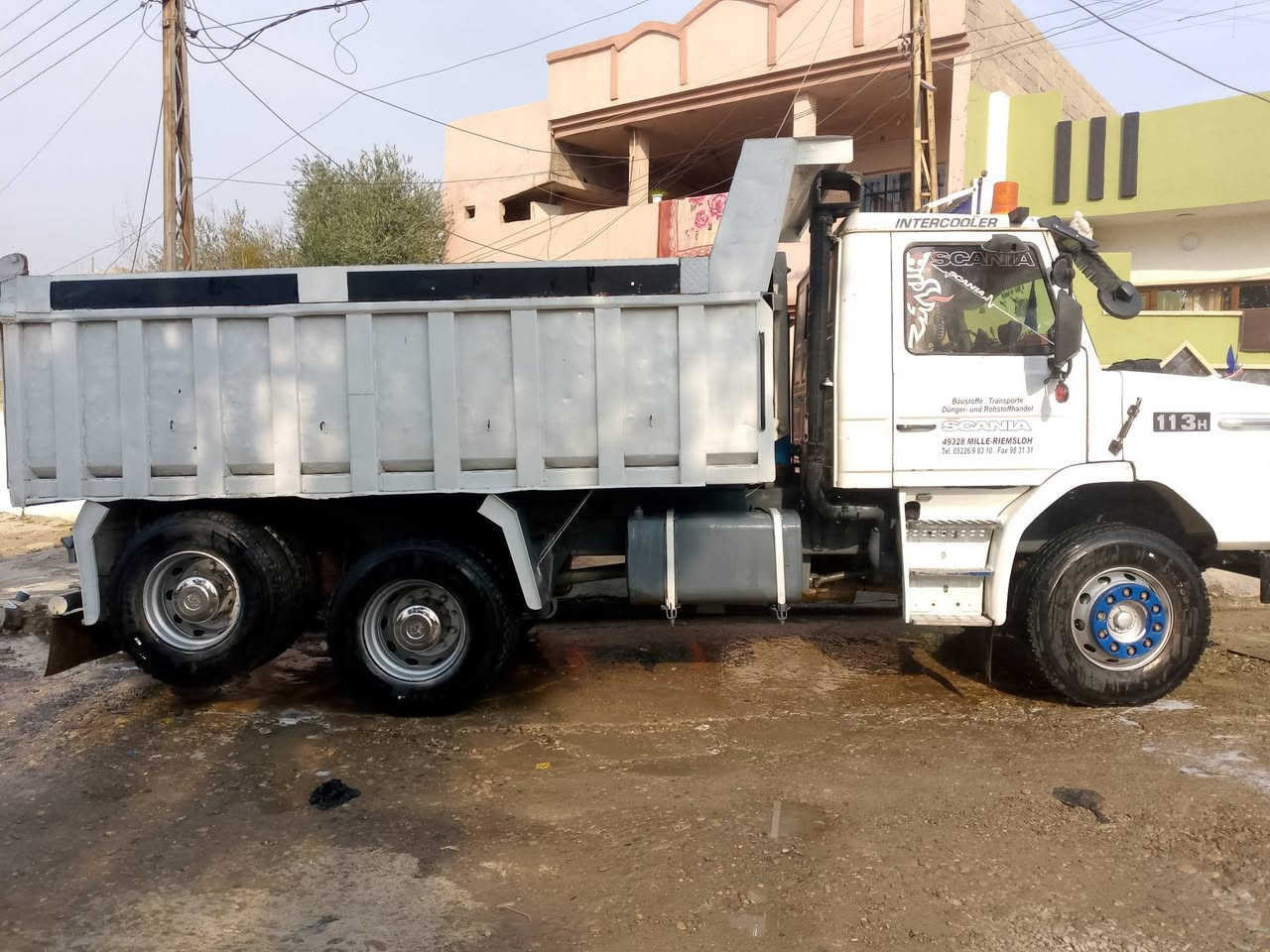 سكانيا 112 للبيع رقم نينوى عنوان موصل شو بليس مال بومه لا صرف ولا نفخ معمر الجديد سايس30 ،، $*********** (***********
